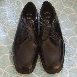Formal dress shoes sz 12